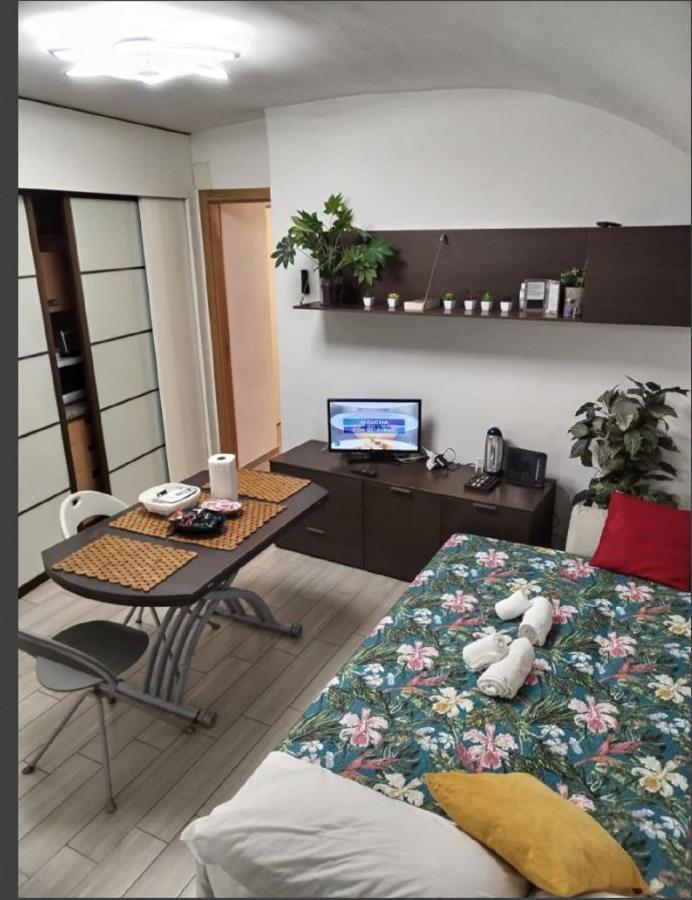 Lovely Basement Trevi Fountain Roma Exterior foto